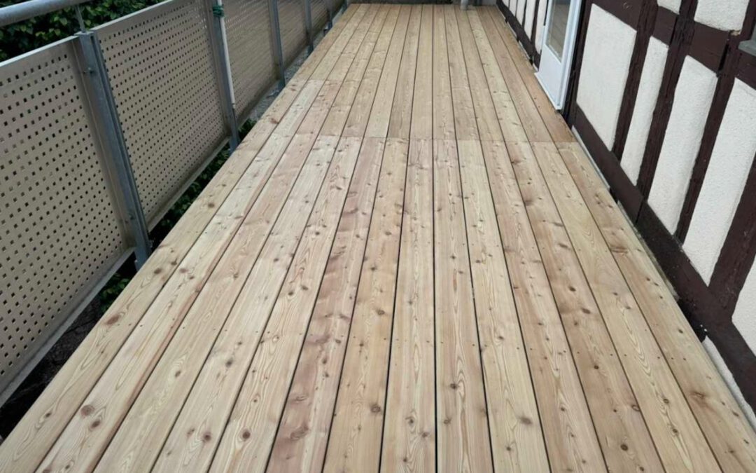 Balkon_Lärche8