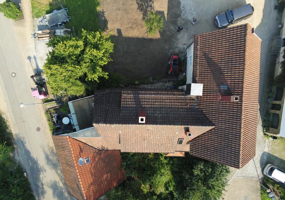 Dach-Check mit der Drohne – schnell, sicher und effizient